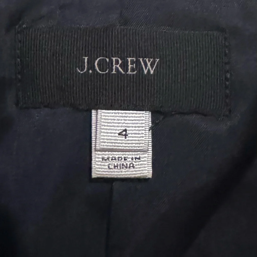 J. Crew Men’s Navy Blue Blazer, Size 4. 100% Linen. NWOT